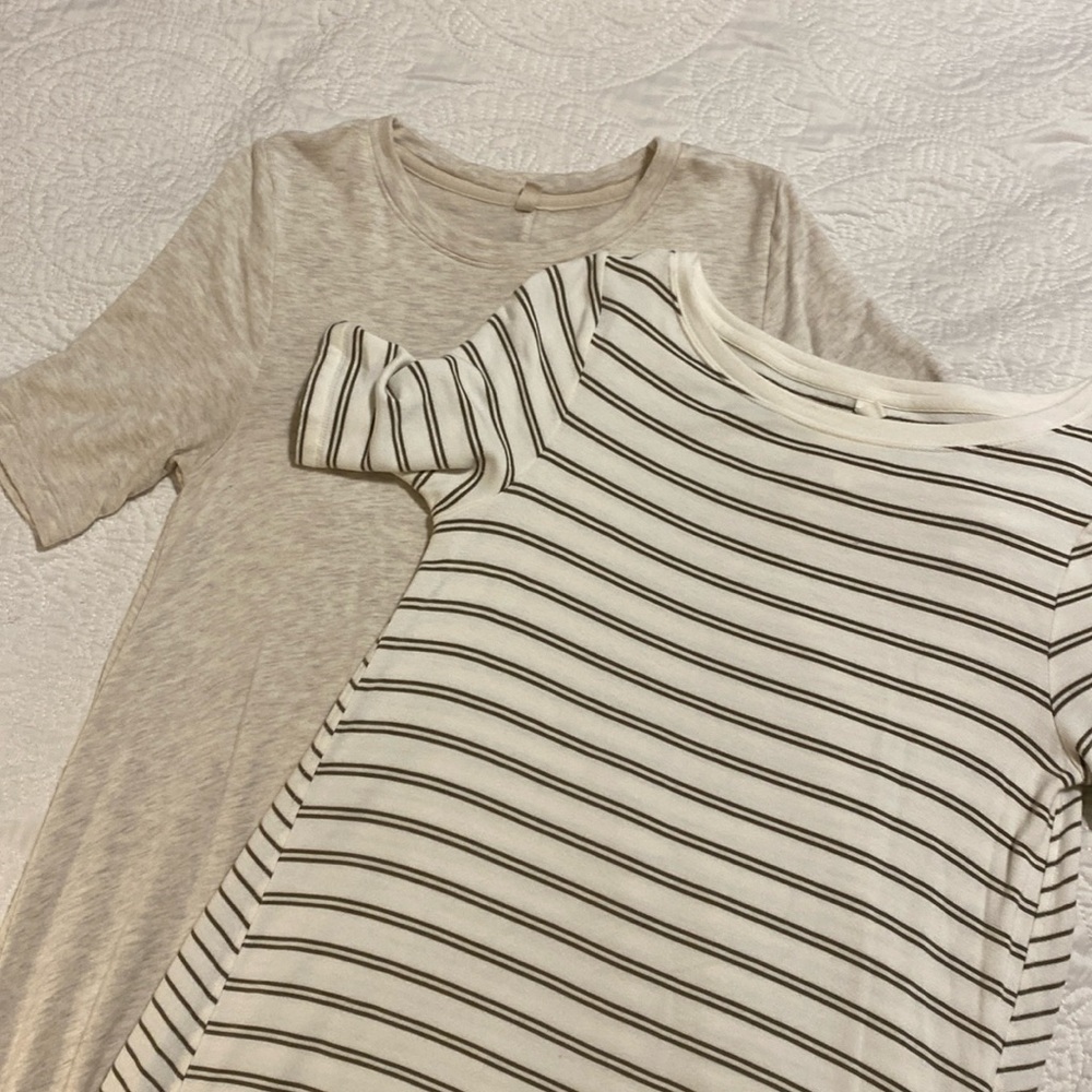 Set of 2 Loft Lou&Grey dresses. Great condition. Size S
